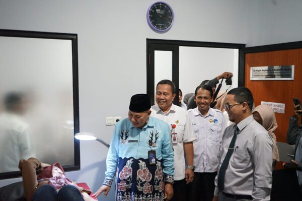Kepala Perwakilan BKKBN Jambi Apresiasi Layanan KB Gratis di Merangin, Target 100 Akseptor Terlampaui