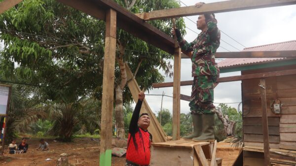 Satgas TMMD ke 128 kodim 0420/Sarko Kebut Pembangunan RTLH Bapak Raskam
