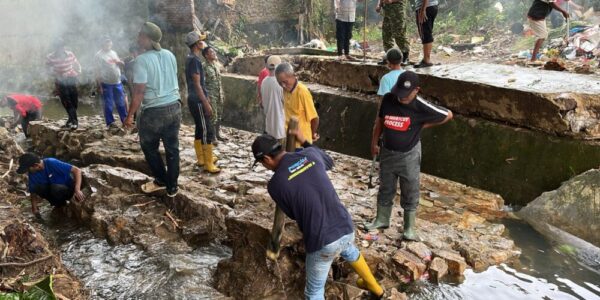 Antisipasi Cuaca Ekstrem, Pemkot Bandar Lampung Gelar Aksi Bersih Drainase Serentak