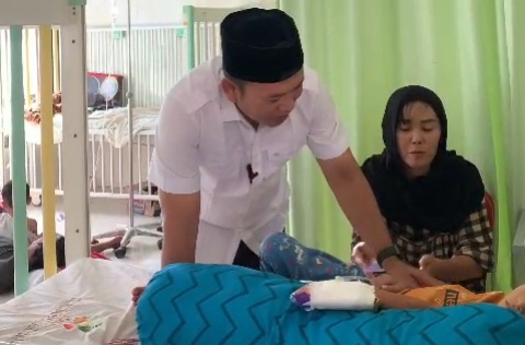 Ketua Fraksi PAN DPRD Lampung Selatan Agus Sartono Beri Dukungan untuk Ziyan, Balita Penderita Jantung Bocor