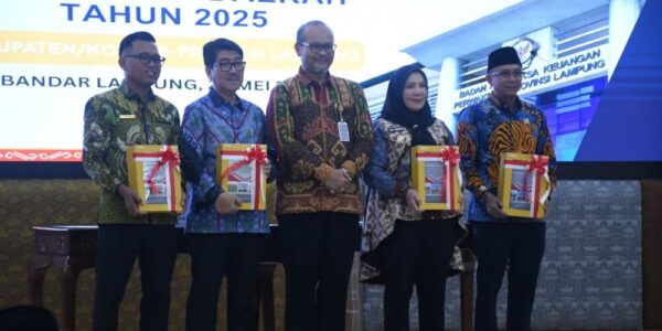 Wakil Ketua II DPRD Bandar Lampung Hadiri Penyerahan LHP BPK, Tegaskan Komitmen Transparansi dan Akuntabilitas Keuangan Daerah